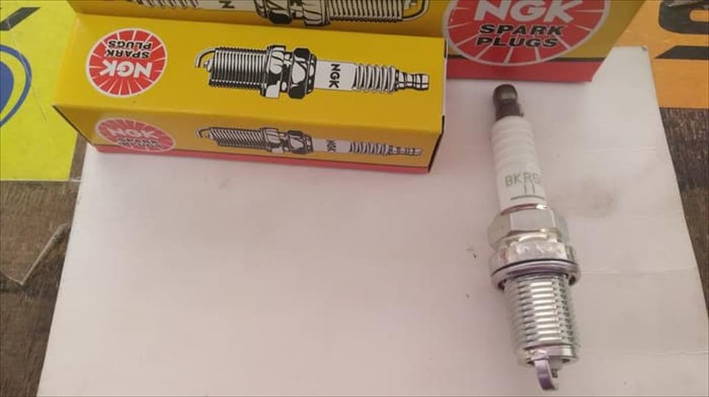 Busi Spark Plug Mobil