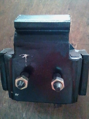 Engine mounting Dudukan