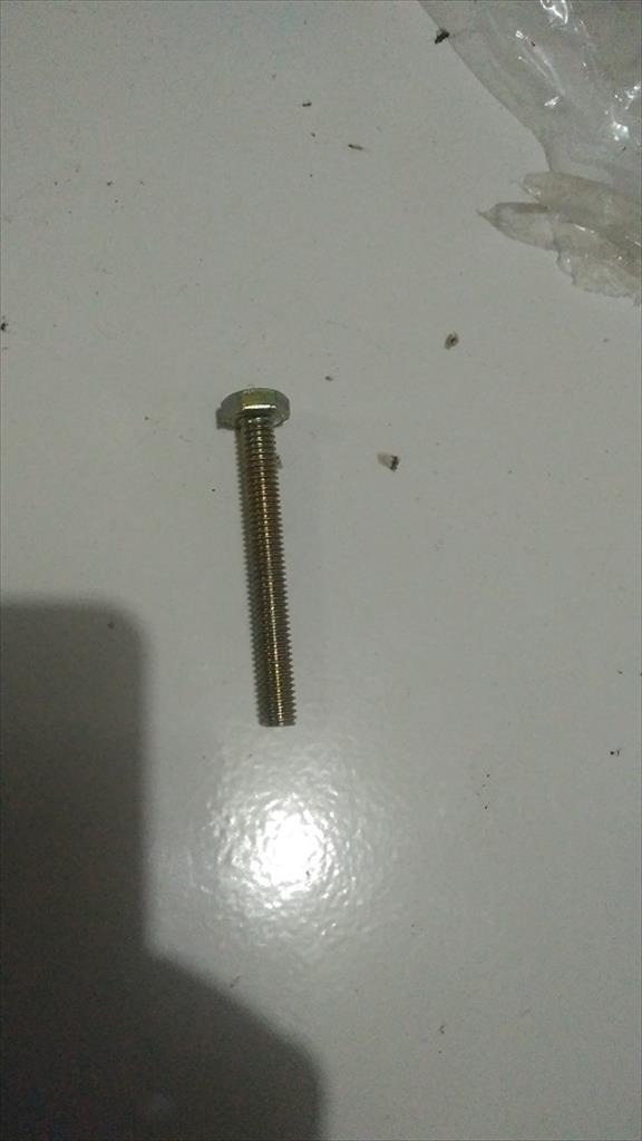 Baut Kunci 10 Badan 6 mm 5 cm Kuning