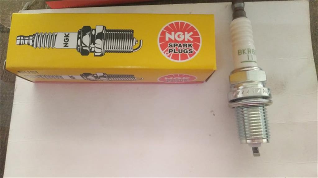 Busi Spark Plug Mobil Subaru