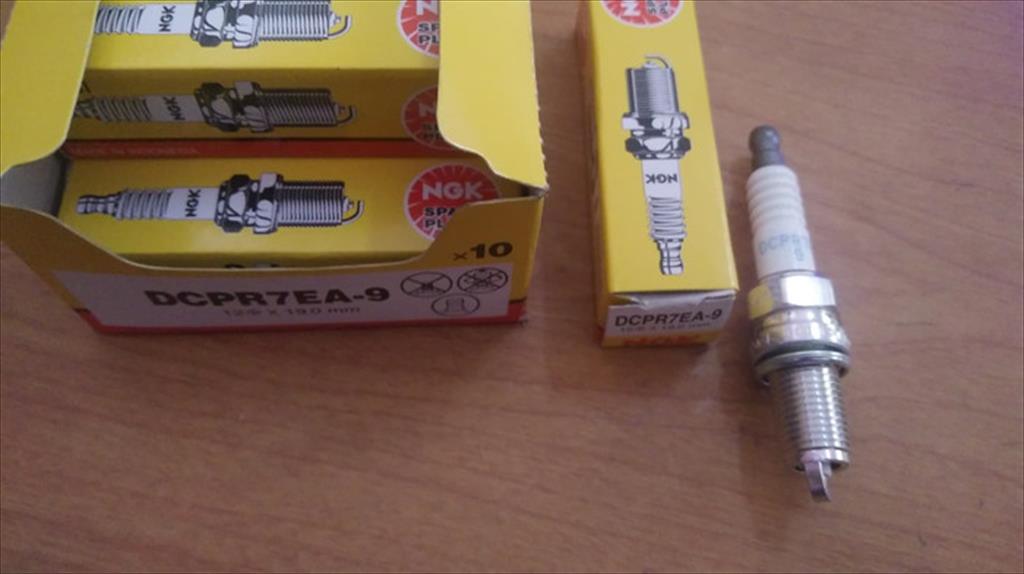 Busi Spark Plug Mobil