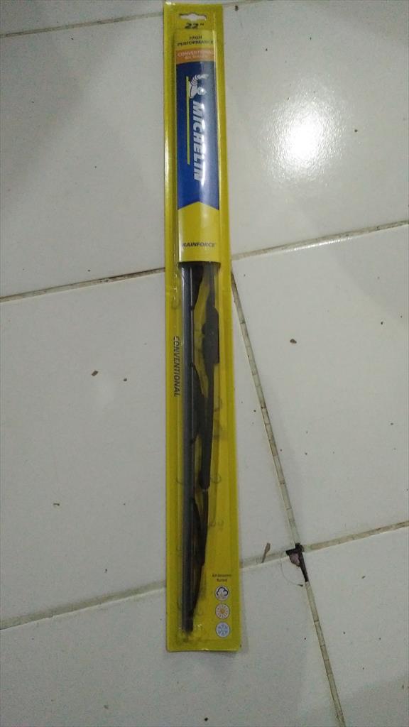 Wiper Blade Conventional 22