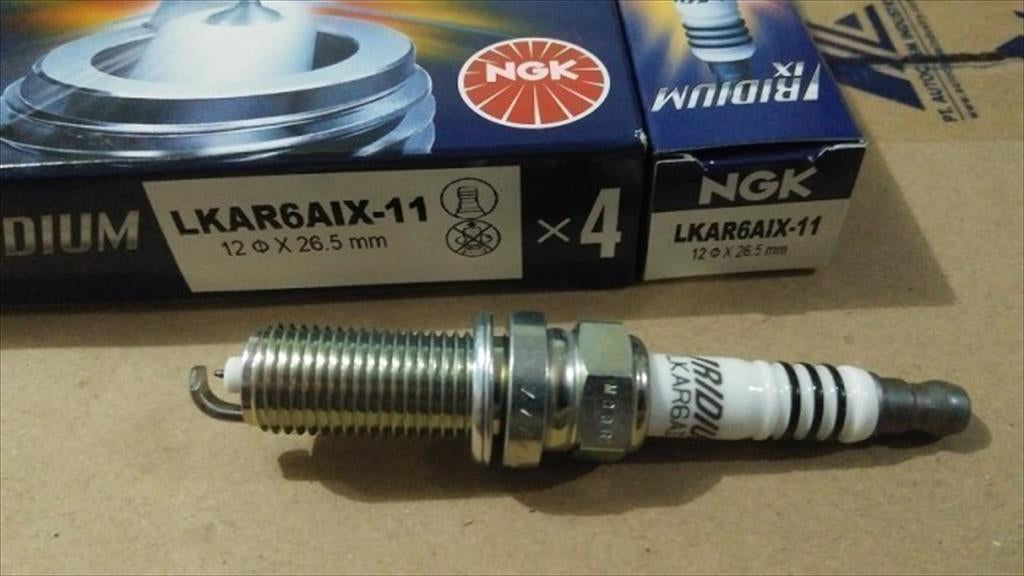 Busi Iridium Mobil Nissan Serena C26 C27 LKAR6AIX-11 NGK Asli