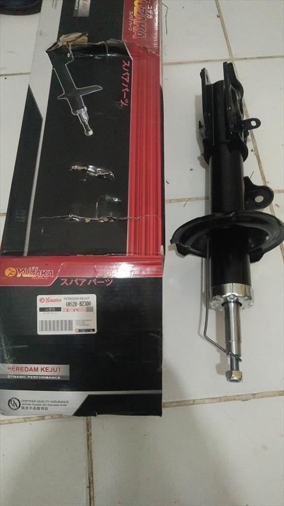 Shock Absorber Breaker Depan Kiri Rush Terios Yuzaka 48520-BZ300