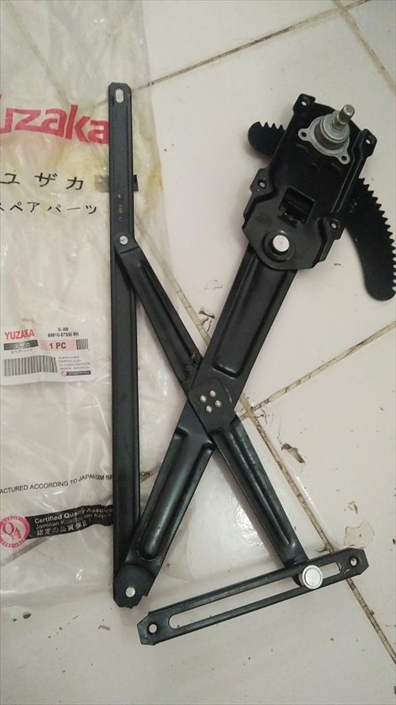 Window Regulator Jendela Kaca Kanan Zebra S88 Yuzaka 69810-87506