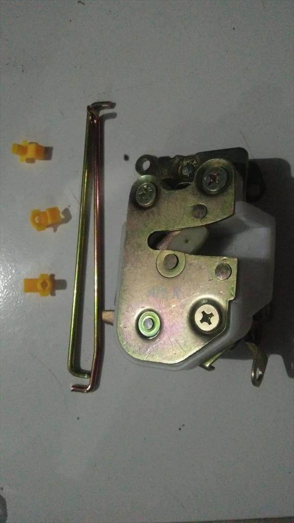 Door Lock Kunci Kancing Pintu Samping Kanan Hino Ranger 69410-1200