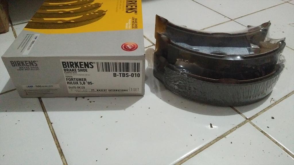 Kampas Rem Belakang Brake Shoe