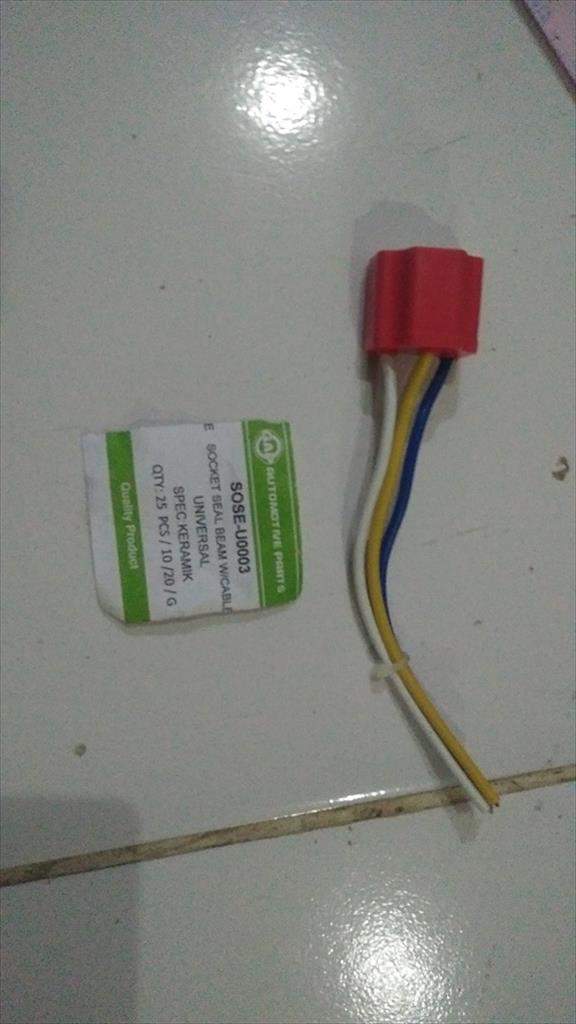 Socket Bohlam Lampu Besar