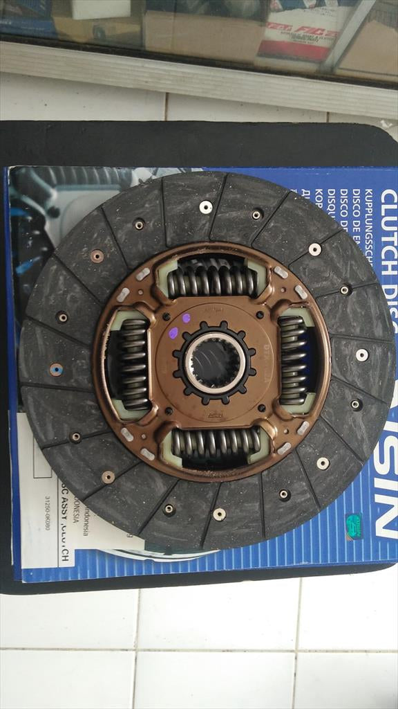 Clutch Disc Kampas Plat Kopling Toyota Fortuner Bensin Aisin DTX-162A