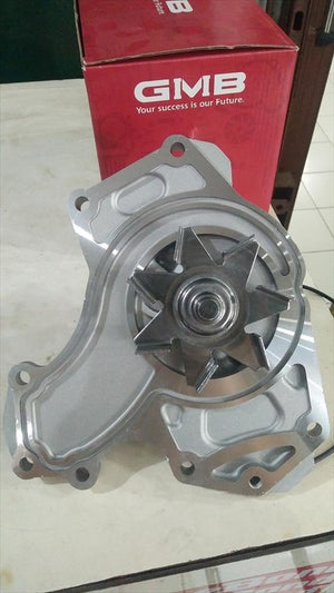 Water pump pompa air Canter