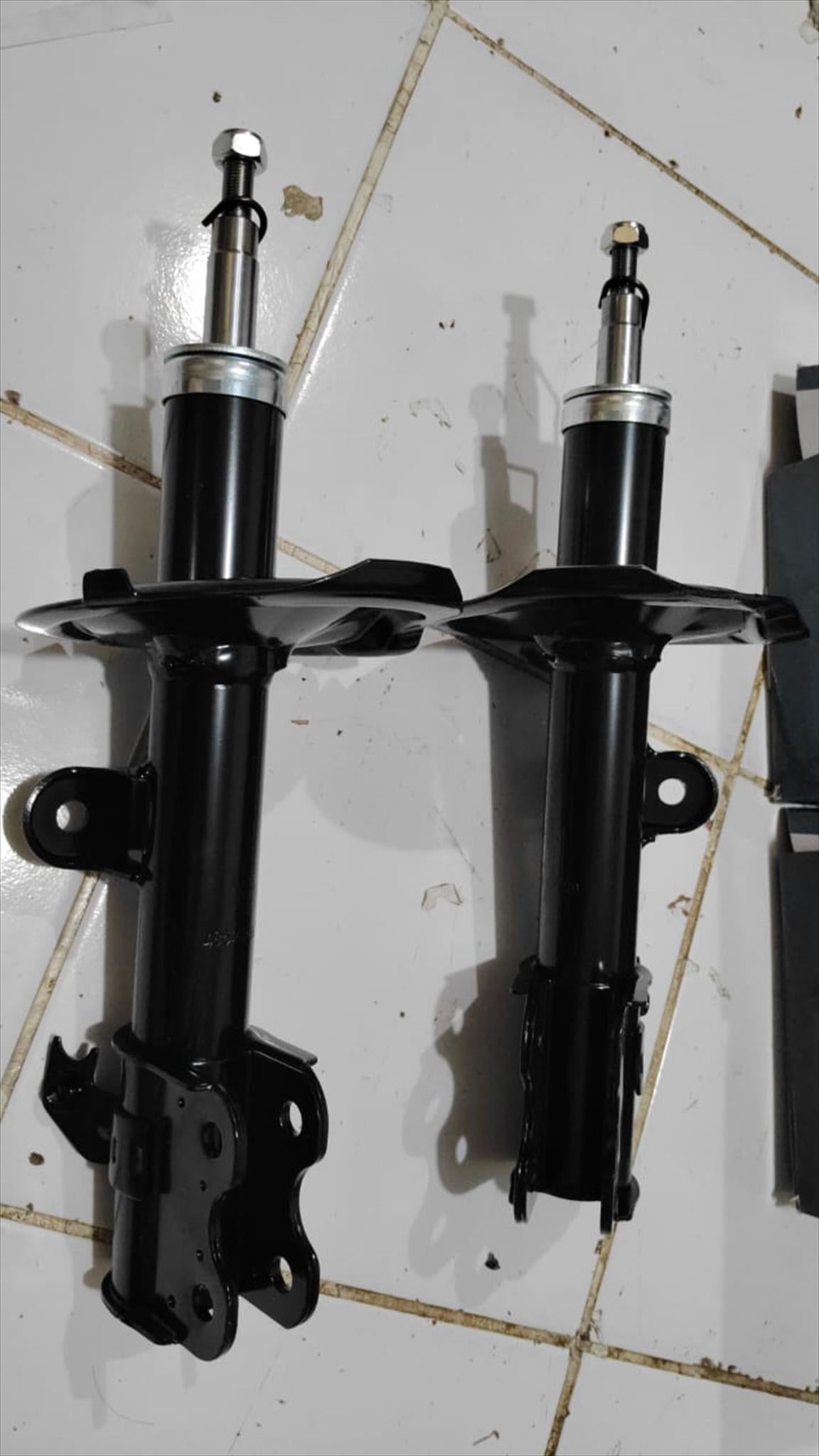 Shock Absorber Depan Avanza