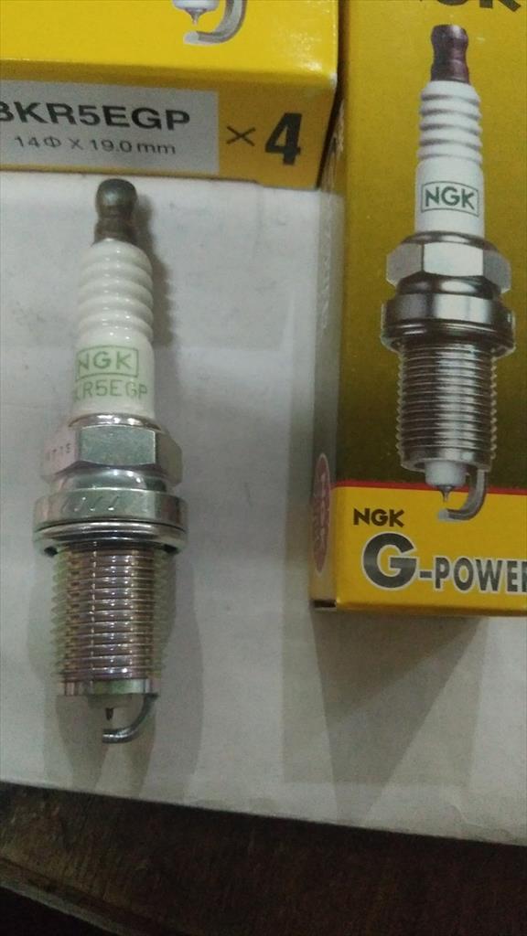 Busi Spark Plug Mobil Ford