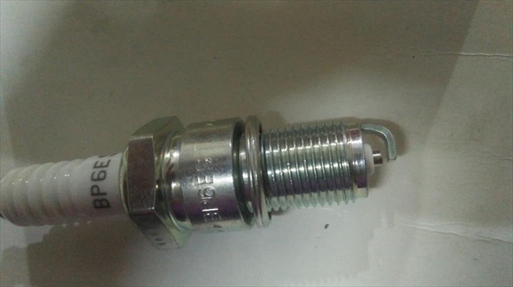 Busi Spark Plug Mobil BMW