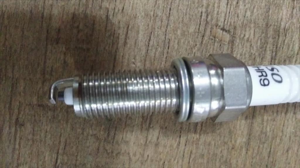 Busi Spark Plug Mobil