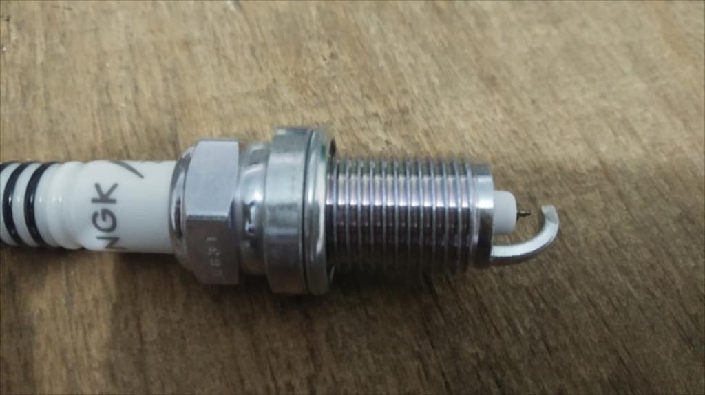 Busi Spark Plug Mobil Honda